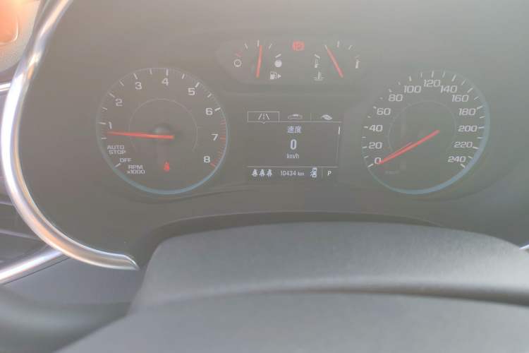 Used Chevrolet Malibu XL 2023 Redline 2.0T Sporty Edition Odometer Close Up