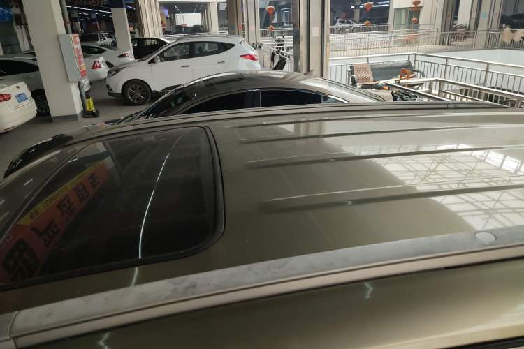 Used CHANGAN CS75 2014 2.0L Manual Luxury Version China V Standard
