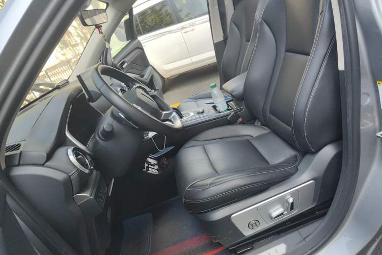 Used Wey VV6 2021 2.0T Two-Wheel Drive Smart Protection+ Left Front Seat