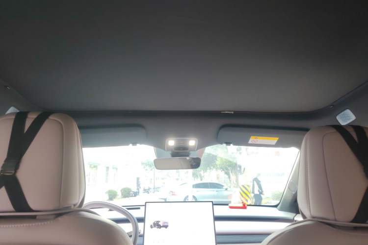 Used ONVO L60 2024 60 kWh Rear-Drive Version