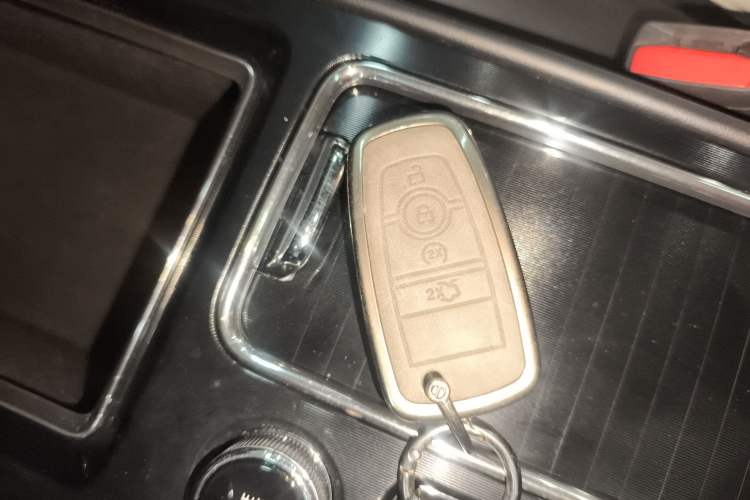 Used Lincoln Corsair 2022 2.0T Two-Wheel Drive Deluxe Edition