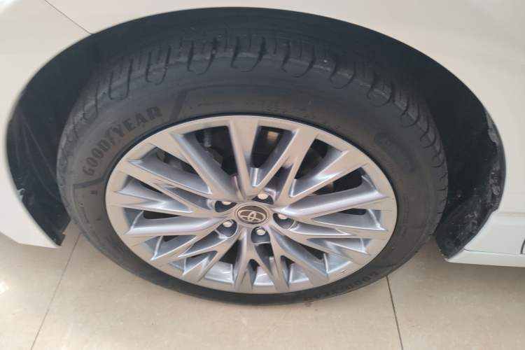 Used Toyota Avalon 2024 Dual-Engine 2.5L XLE Premium Edition Left Front Wheel Hub