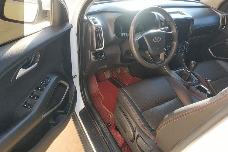 Used Hyundai ix35 2018 2.0L Manual Two-Wheel Drive Zhiyong·Changzhi Edition
