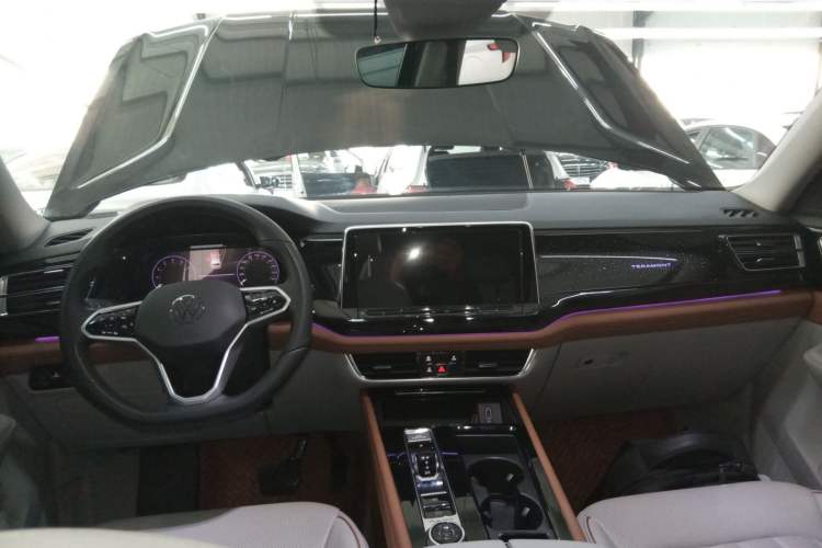 Used Volkswagen Teramont 2023 380TSI Four-Wheel Drive Luxury Edition Center Console