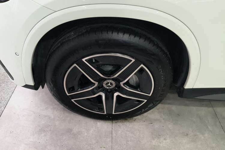 Used Mercedes-Benz GLC Coupe 2024 GLC 260 4MATIC Coupe SUV
