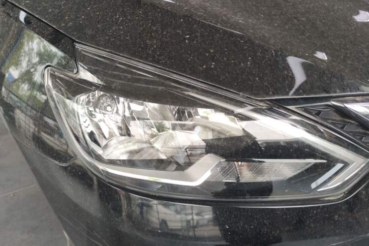 Used Nissan Sylphy 2021 Classic 1.6XE CVT Comfort Edition Right Front Headlight