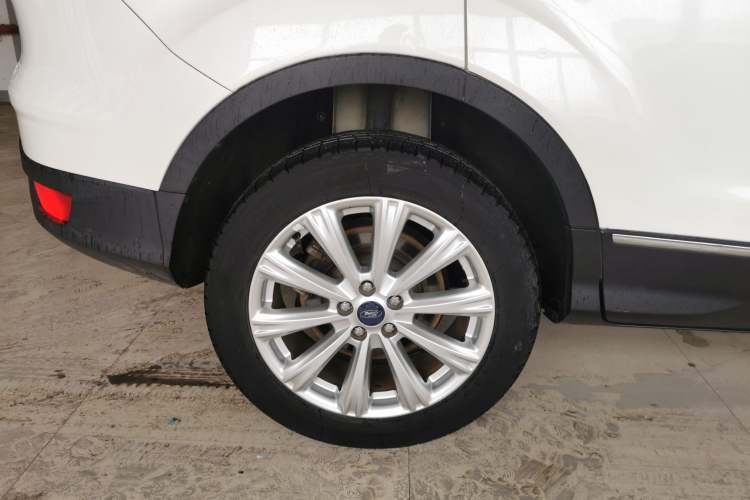 Used Ford Kuga 2018 EcoBoost 180 Two-Wheel-Drive Luxury Wing Edition
