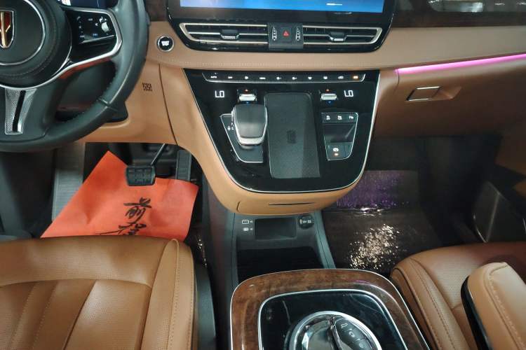 Used Hongqi HQ9 2023 2.0T Smart Connect Flagship Edition