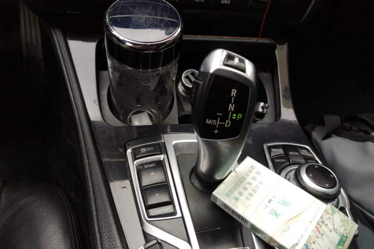 Used BMW 5 Series 2013 520Li Elegant Edition Gear Lever