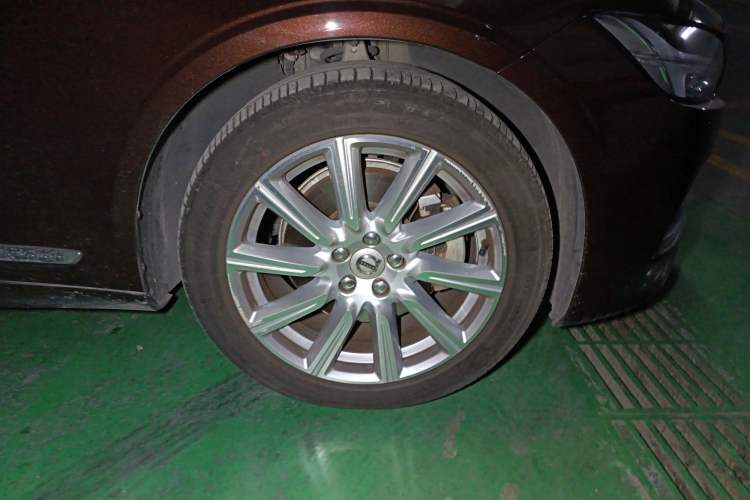 Used Volvo S90 2020 Facelift T5 Smart & Luxurious Edition