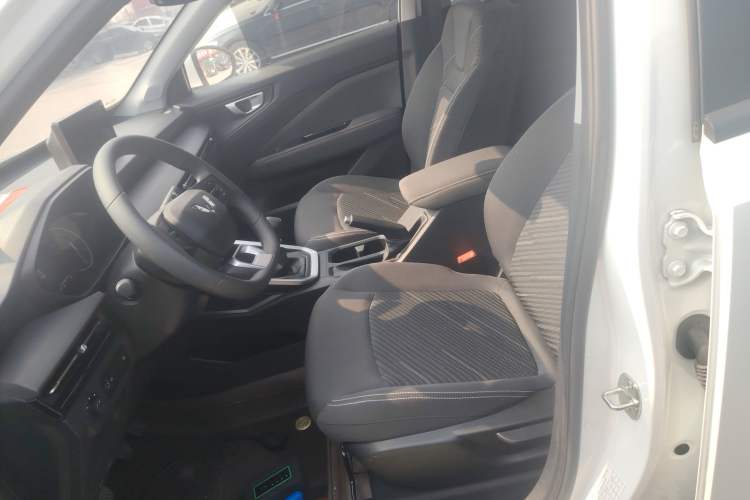 Used Wuling Alvez 2022 1.5L Manual Free-Style Model