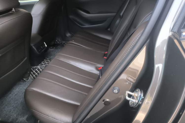 Used Mazda Atenza 2020 2.5L Sky Blue Prestige Edition Left Rear Seat