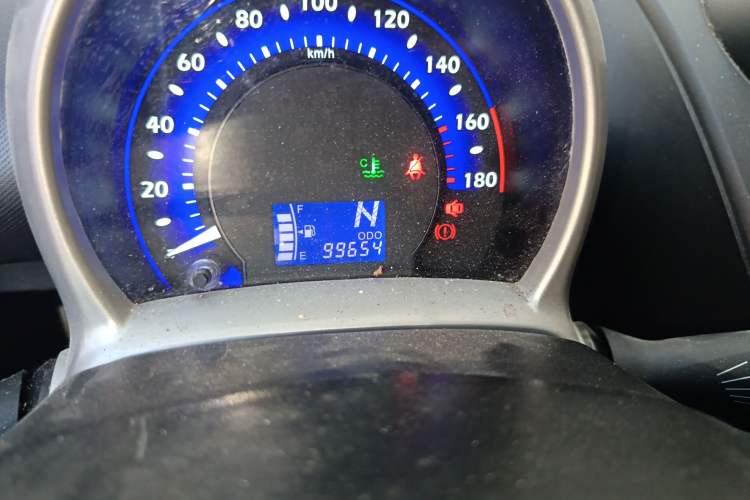 Used BYD F0 2015 1.0L AMT XuanKu Model Odometer Close Up