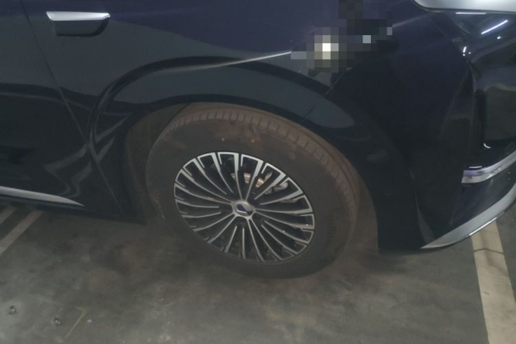 Used Denza D9 2025 DM-i Smart Drive 1020 Four-Wheel Drive Premium Model