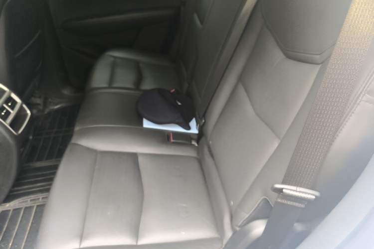 Used Cadillac XT5 2017 Anniversary Edition 28T Four-Wheel Drive Luxury Model