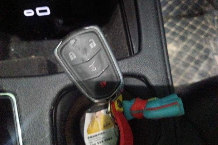 Used Cadillac XT4 2020 28T Two-Wheel-Drive Leading Version
