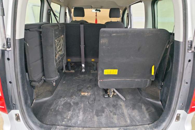 Used JAC Refine M3 2018 1.6L Express Edition 7-Seater
