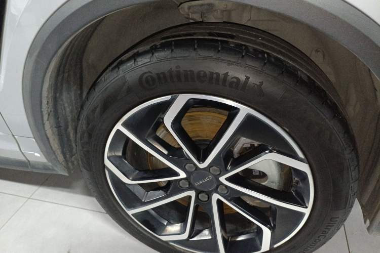 Used Lynk & Co 01 EM-P 2023 1.5TD EM-P Dawn Edition Right Front Wheel Hub