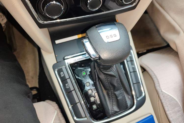 Used Skoda Superb 2010 1.4 TSI DSG Elegant Edition