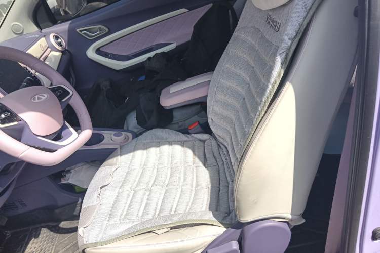 Used Chery QQ Little Ant 2022 Me 301km Romance Phosphate Lithium-Iron
