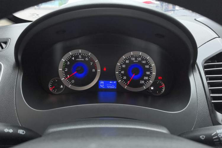 Used Geely Auto Diamond 2016 1.5L Manual Entry-Level Trim