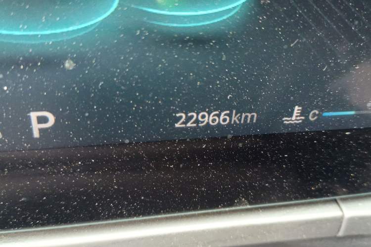 Used Chery Arrizo 8 2022 1.6T DCT Elite Odometer Close Up