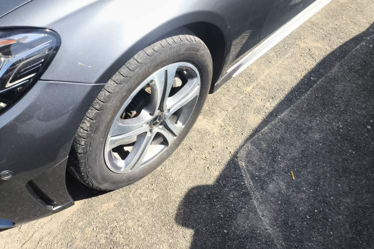 Used Mercedes-Benz C-Class 2020 Restyled C 260 L Sport Edition Left Front Wheel Hub