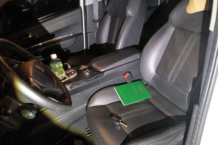 Used Peugeot 3008 2013 1.6THP Automatic Prestige Edition Left Front Seat