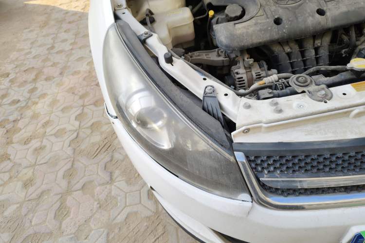 Used JAC Group Refine M2 2013 1.5L Manual Comfort Model 5 Seats