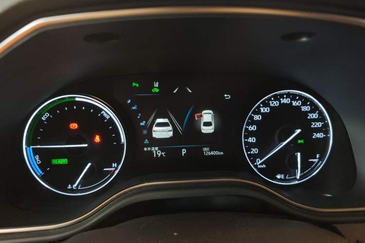 Used Toyota Avalon 2019 Dual-Engine 2.5L Luxury Edition China VI Standard
