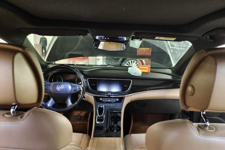 Used Buick LaCrosse 2018 28T Luxury Model Headliner