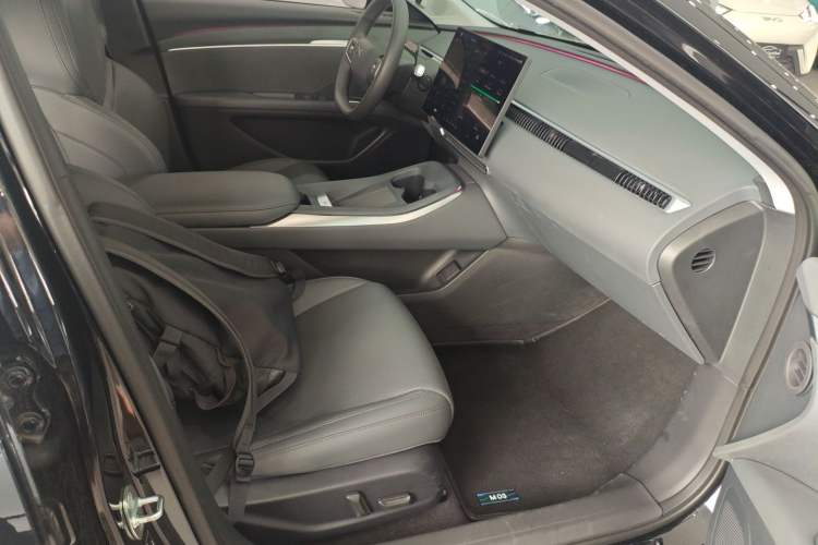 Used XPeng MONA M03 2025 600 with Ultra-Long Range Max Right Front Seat