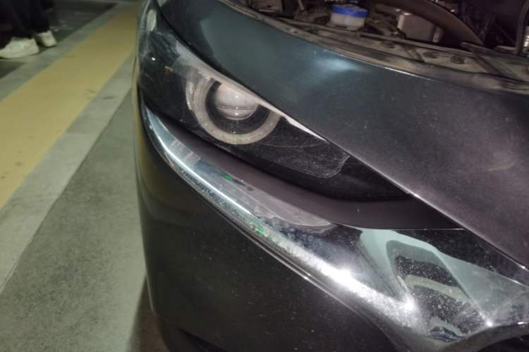 Used Mazda 3 Axela 2021 2.0L Automatic Zhiya Edition Right Front Headlight