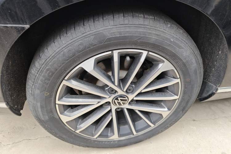 Used Volkswagen Magotan 2020 380TSI DSG Luxury Version Exterior 2