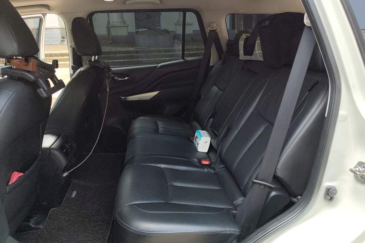 Used Nissan Terra 2020 2.5L XV 4WD Automatic Four-Wheel Drive Flagship Edition Left Rear Seat