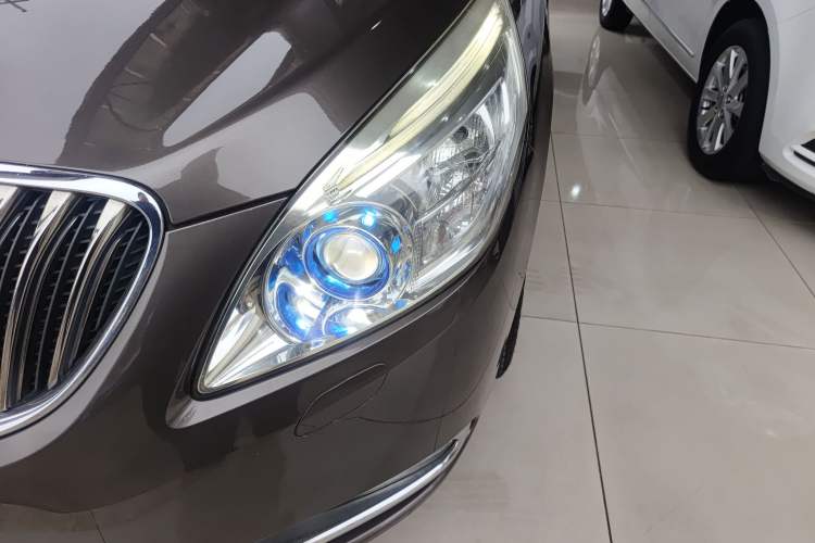 Used Buick GL8 2015 2.4L Luxury Business Premium Edition