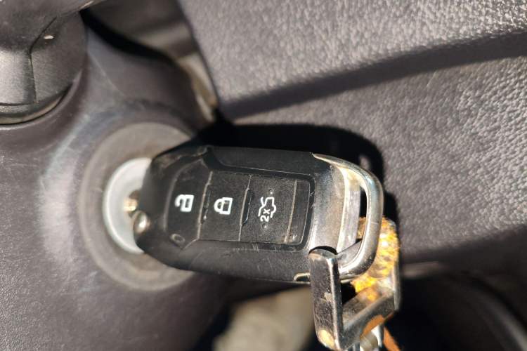 Used Ford Escort 2019 Revised 1.5L Automatic ZhiXiang Version (Tire Pressure Monitoring) China VI Standard