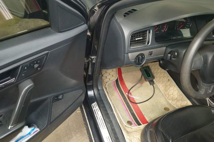 Used Volkswagen Lavida 2013 Restyled Classic 1.6L Automatic Comfort Edition Driver Seat