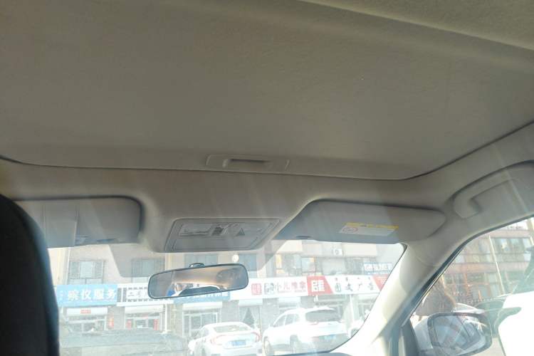 Used Nissan Lannia 2016 1.6L CVT Smart Cool Edition