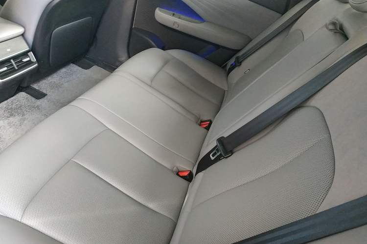 Used Nissan N7 2025 625 Max Interior 4