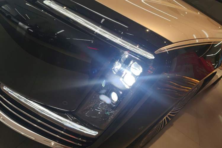 Used Hima S800 2025 Model, Range-Extended Starlight Premium Edition, 5 Seats