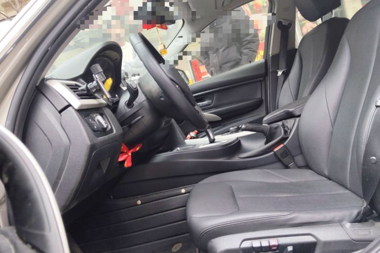 Used BMW 3 Series 2015 316Li Fashion Model
