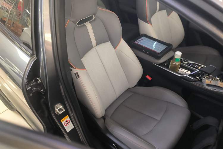 Used CHANGAN UNI-T 2022 1.5T Flagship Edition Right Front Seat