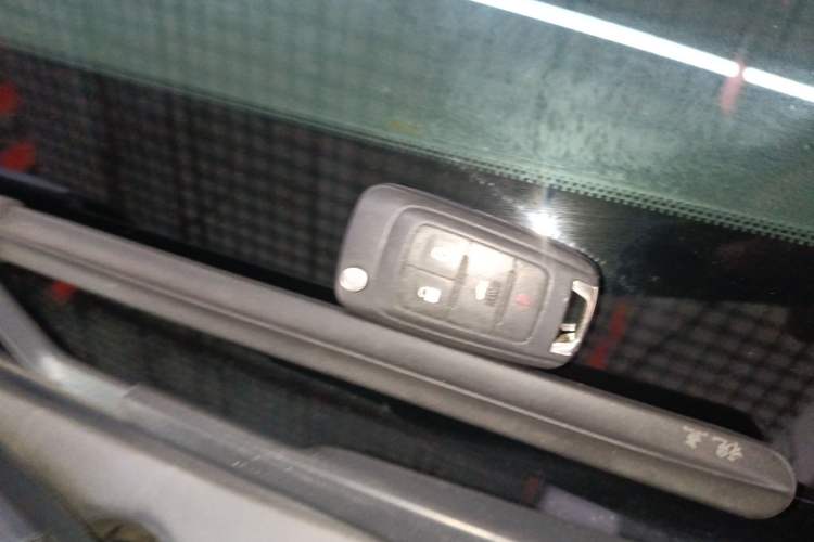 Used Buick Regal 2015 1.6T Elite Tech Model Vehicle Key