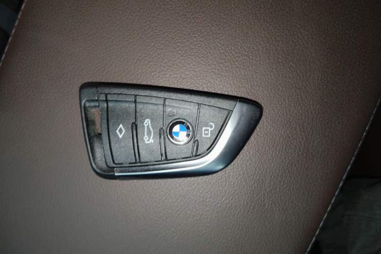 Used BMW iX3 2021 Leading Type Vehicle Key