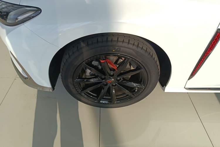 Used Hongqi H6 2024 2.0T ZhiZhen Edition