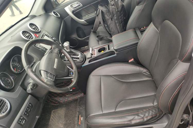 Used Haval H6 2016 Upgraded Model 1.5T Automatic Two-Wheel Drive Elite Version