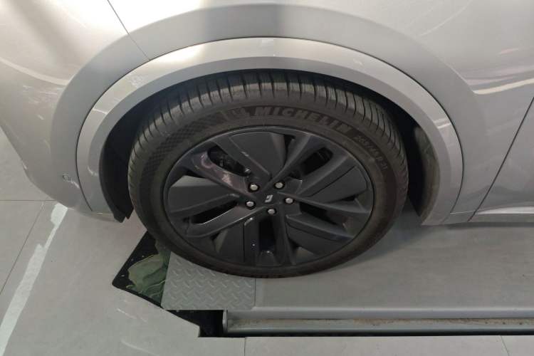 Used Li Auto L9 2022 Max model