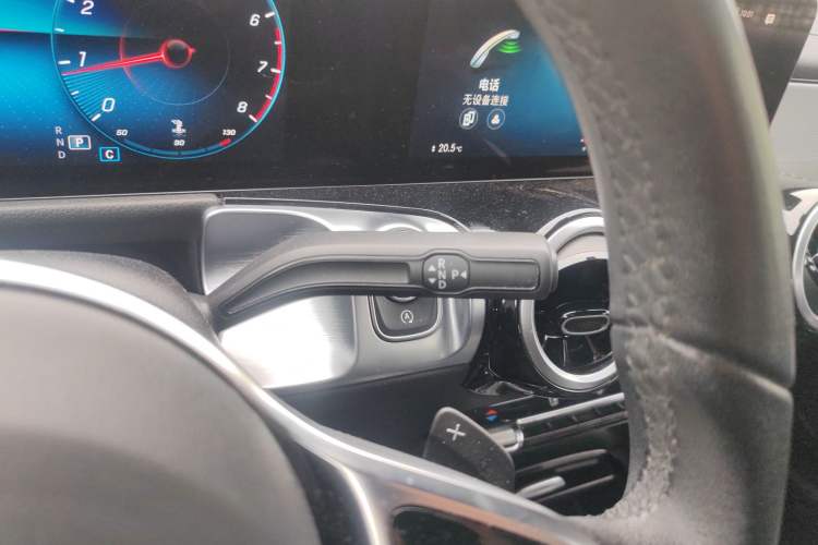 Used Mercedes-Benz GLB 2023 GLB 200 Dynamic Edition Gear Lever