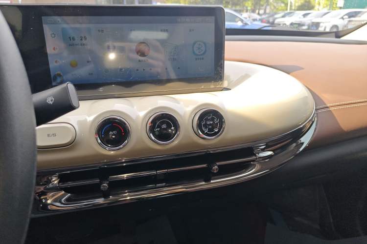 Used Wuling Bingo 2024 333 km Enjoyment Version